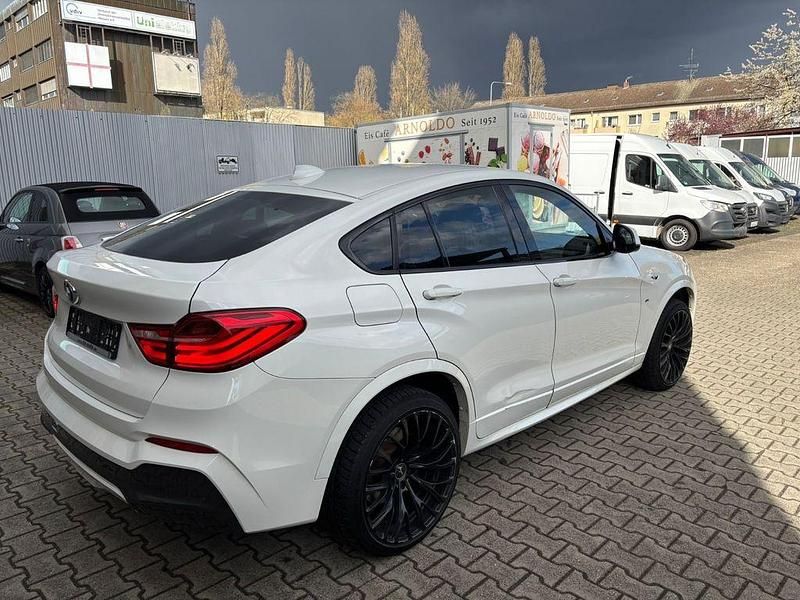 Gebraucht BMW X4 M Sport 258 PS (189 kW) 2017 Weiß SUV