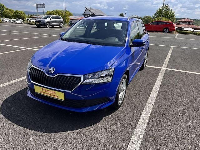 Blau Gebraucht 2022 Skoda Fabia Ambition Kombi | 14.990 € (Fairer Preis) - Bild 1/4