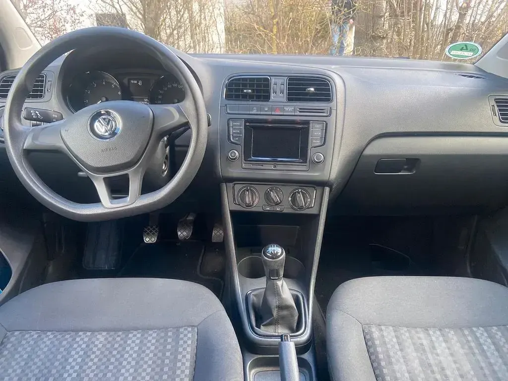 Gebraucht VW Polo Trendline 75 PS (55 kW) 2017 Schwarz Limousine
