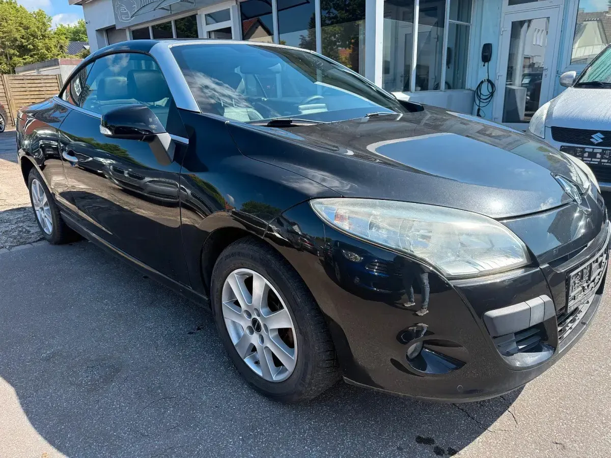Gebraucht Renault Mégane Cabriolet Luxe 131 PS (96 kW) 2010 Schwarz Cabrio