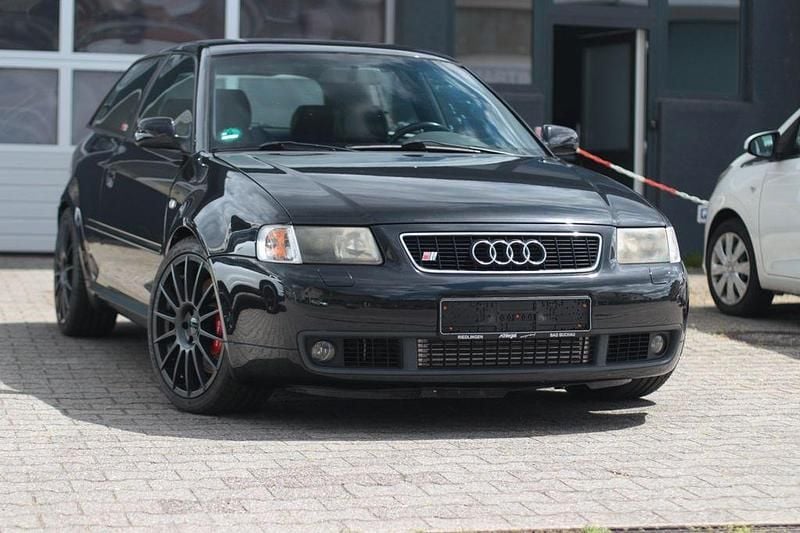 Gebraucht Audi S3 Sport 209 PS (153 kW) 2000 Schwarz Kleinwagen