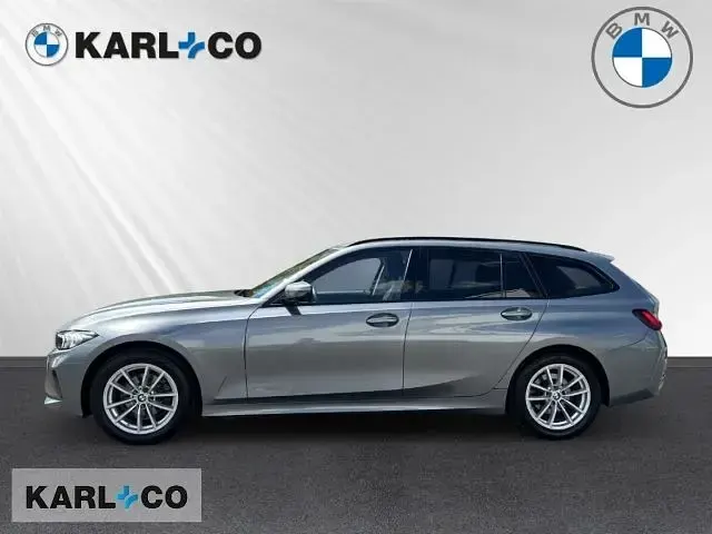Gebraucht BMW 318 Shadowline 150 PS (110 kW) 2024 Skyscraper grau metallic Kombi