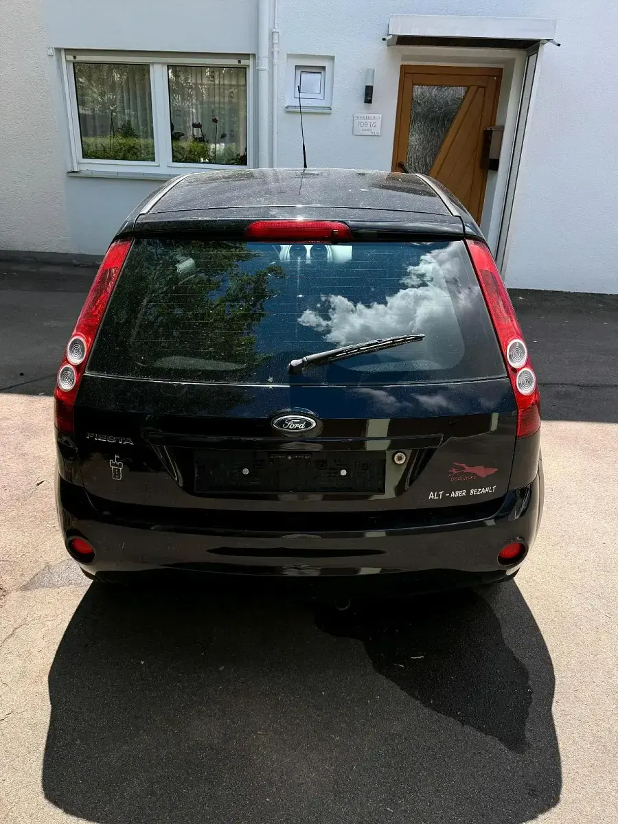Używany Ford Fiesta 60 KM (44 kW) 2008 Czarny Hatchback