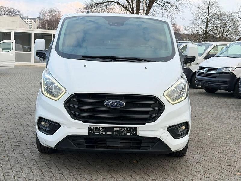 Gebraucht Ford Transit Custom Trend 131 PS (96 kW) 2021 Weiß Van / Kleinbus