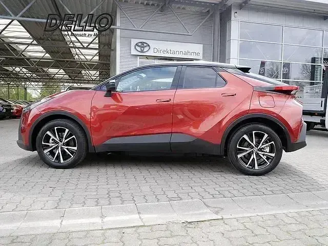 Neu Toyota C-HR 223 PS (164 kW) 2025 Braun SUV