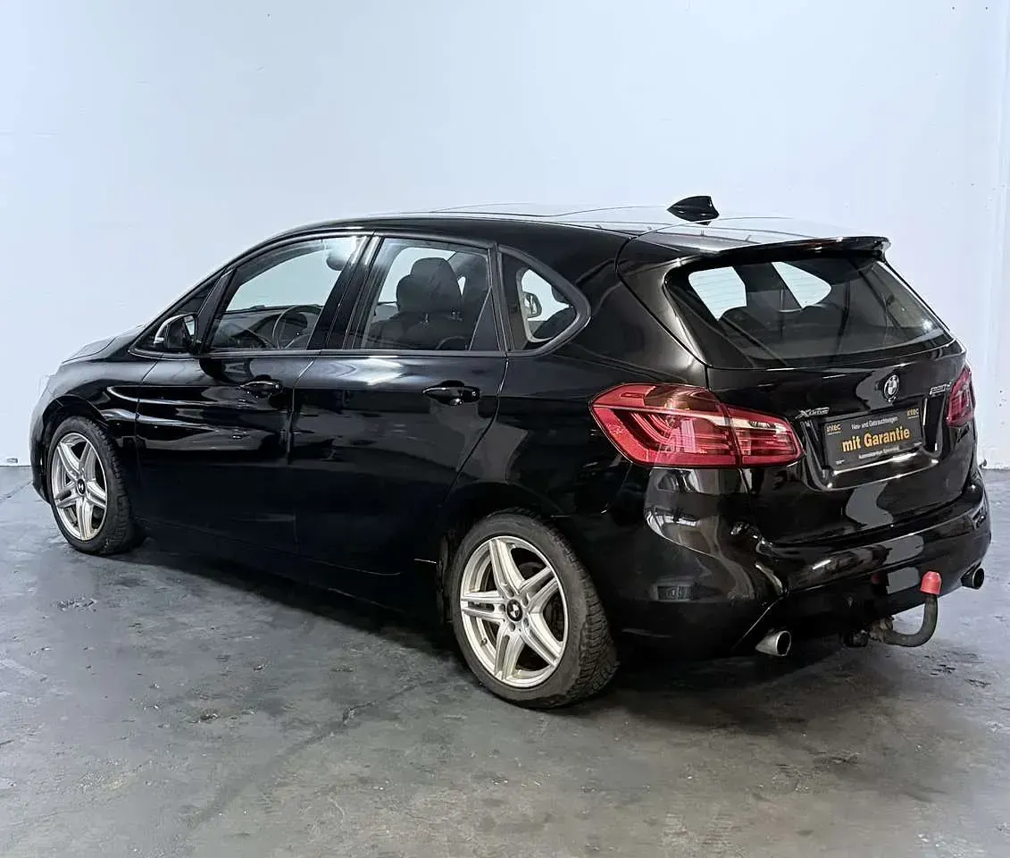 Gebraucht BMW 220 190 PS (139 kW) 2015 Black sapphire metallic Van / Kleinbus