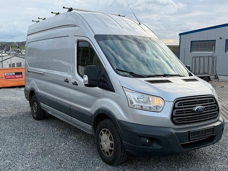 Gebraucht Ford Transit Trend 155 PS (114 kW) 2016 Weiß Van / Kleinbus