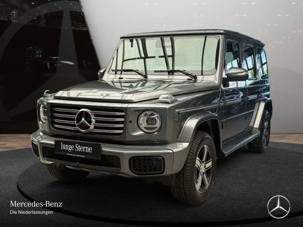 Gebraucht Mercedes G450 Exclusive 367 PS (269 kW) 2025 Grau SUV