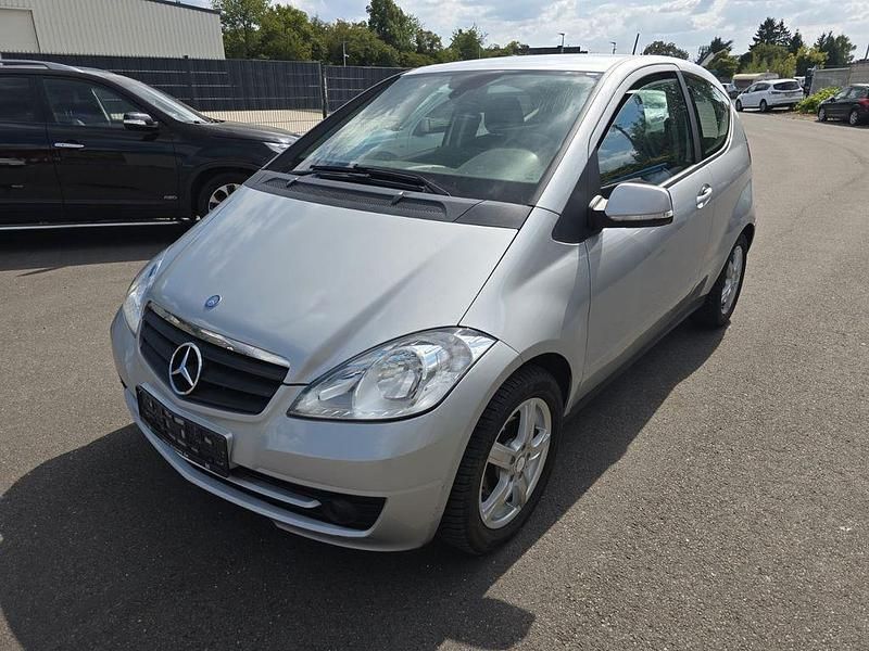 Silber Gebraucht 2009 Mercedes A160 Limousine | 5.480 € (Fairer Preis) - Bild 1/4
