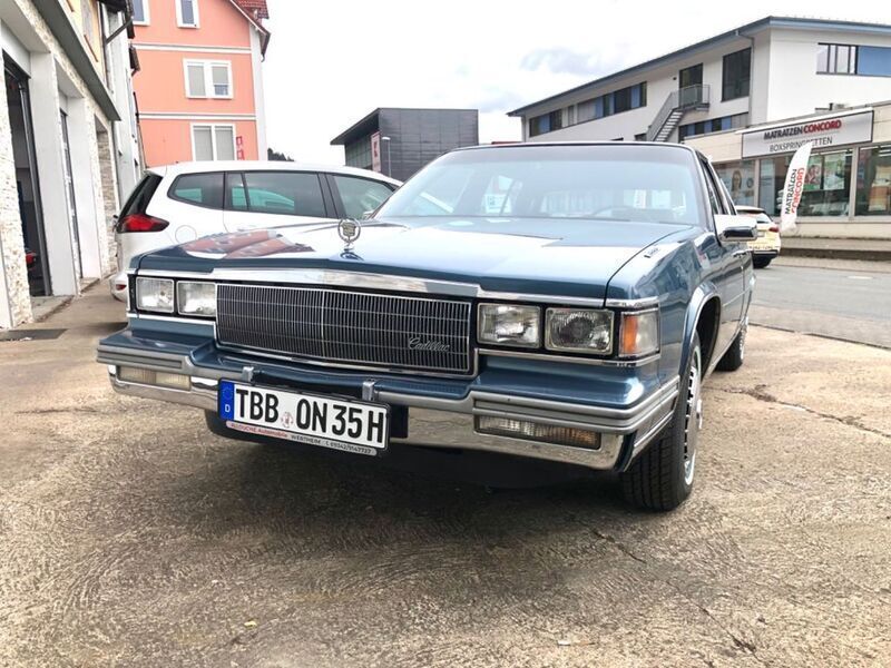 Gebraucht Cadillac Deville 132 PS (97 kW) 1986 Blau Limousine
