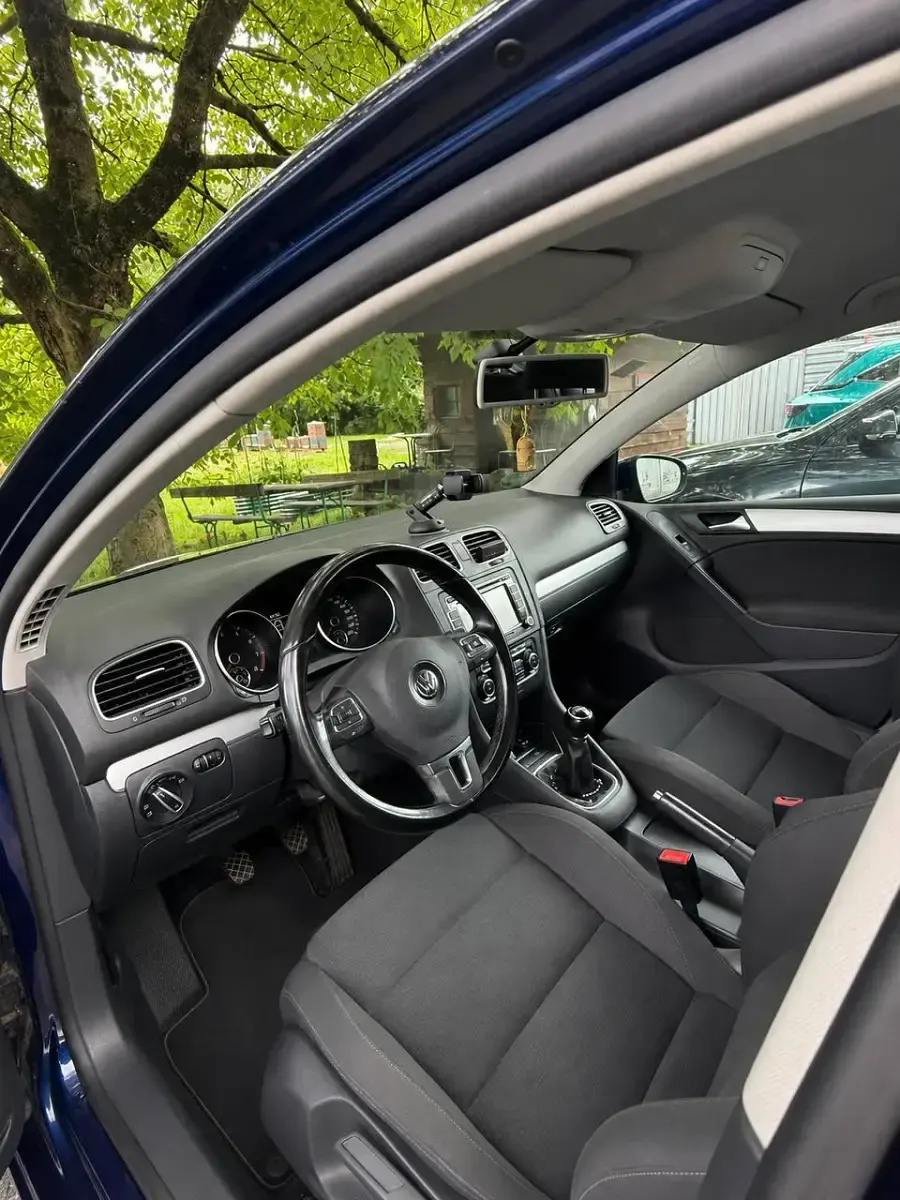 Gebraucht VW Golf VI 122 PS (89 kW) 2009 Blau Kleinwagen