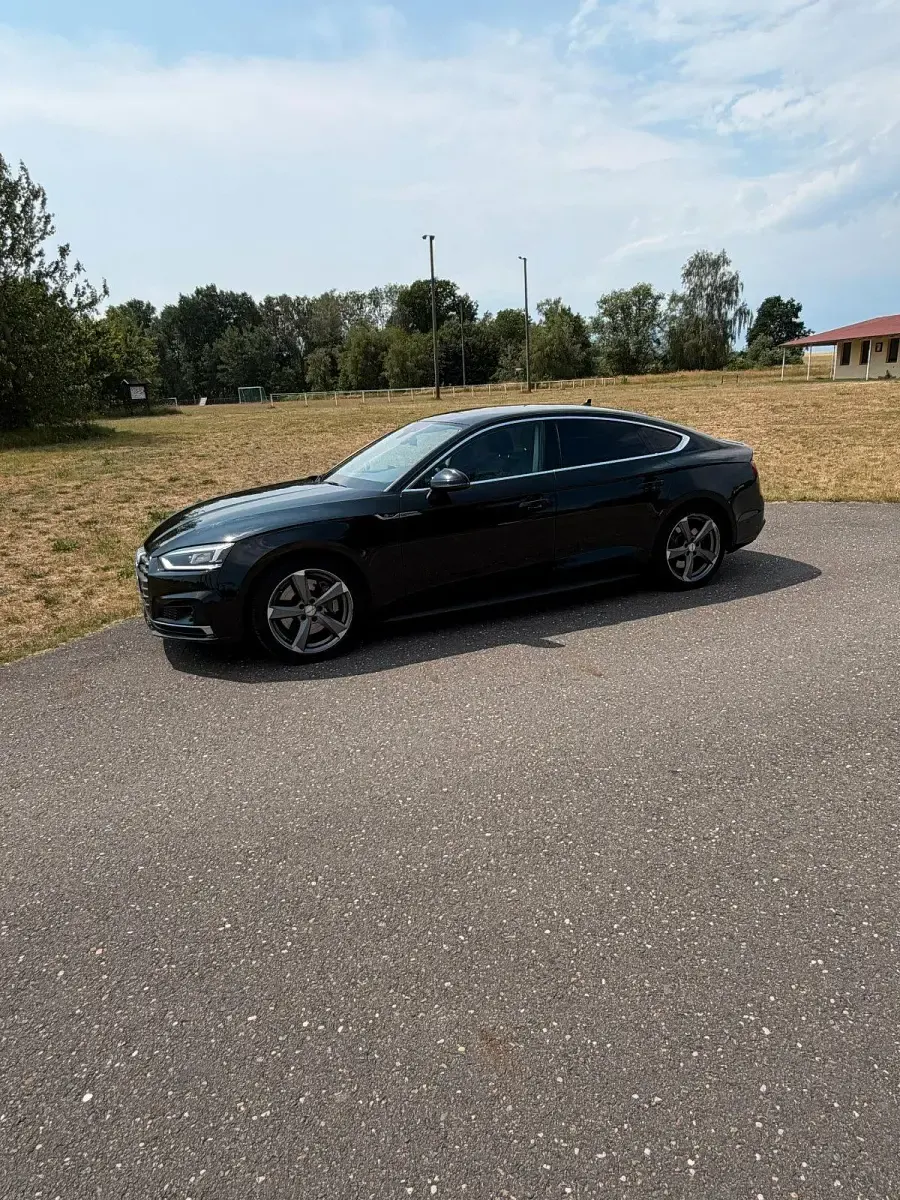 Gebraucht Audi A5 Sportback Ambiente 252 PS (185 kW) 2017 Schwarz Kleinwagen