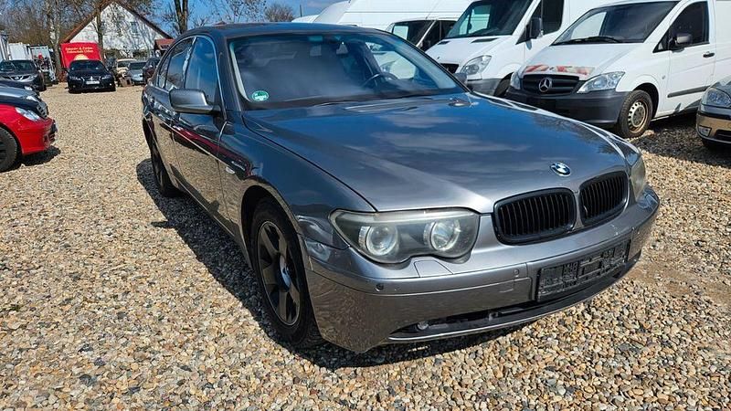 Gebraucht BMW 745 333 PS (244 kW) 2002 Grau Limousine