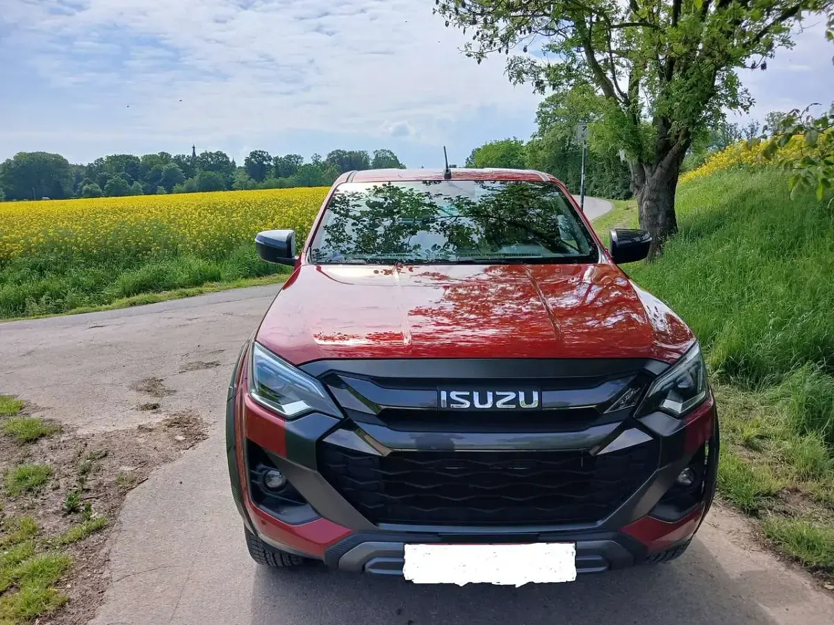 Occasion Isuzu D-Max 163 ch (119 kW) 2025 Rouge Pick-up