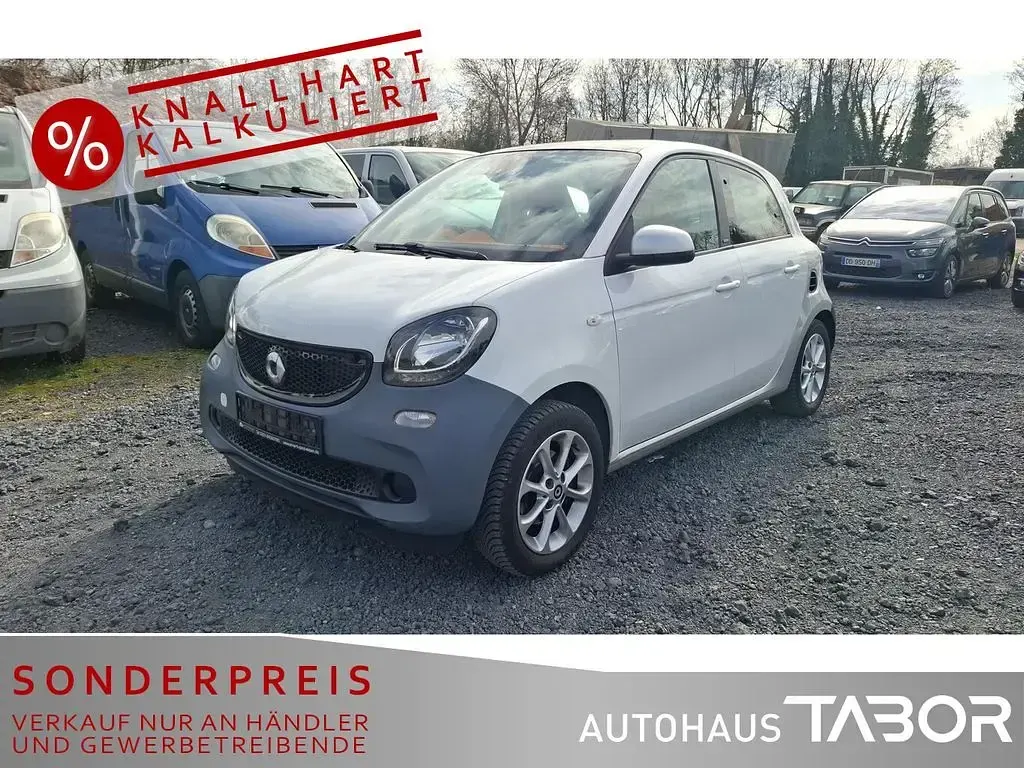 Second-hand Smart ForFour Passion 71 CP (52 kW) 2015 Argintiu Hatchback