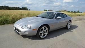 Gebraucht Jaguar XKR 363 PS (266 kW) 2000 Silber Coupé