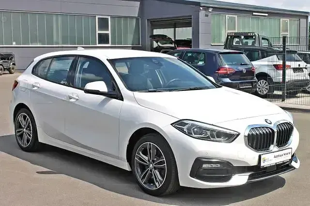 Gebraucht BMW 120 Sport Line 190 PS (139 kW) 2021 Andere Limousine