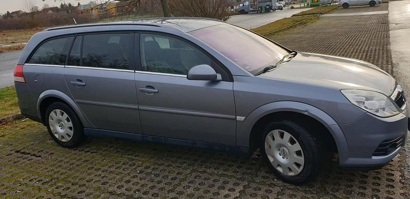 Gebraucht Opel Vectra 140 PS (102 kW) 2007 Grau Kombi