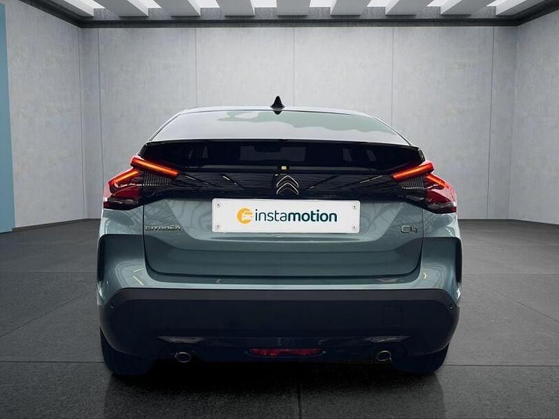 Gebraucht Citroën C4 Shine 131 PS (96 kW) 2024 Blau SUV