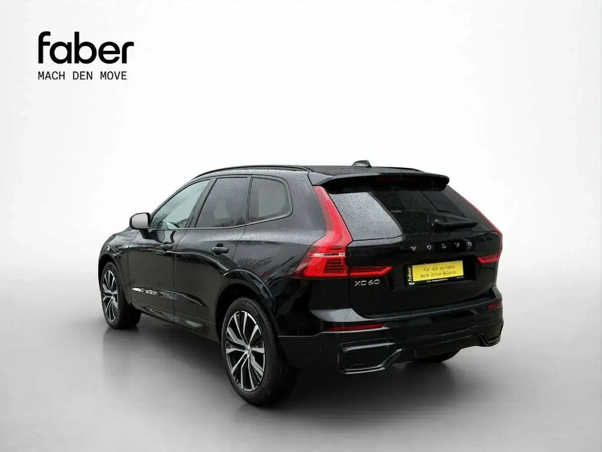 Gebraucht Volvo XC60 Ultimate 197 PS (144 kW) 2023 Schwarz SUV
