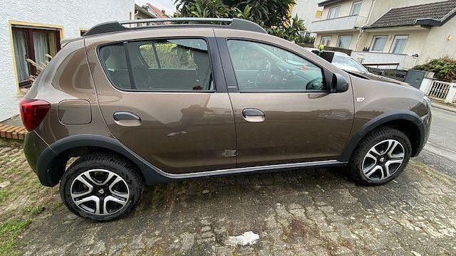 Gebraucht Dacia Sandero Stepway 90 PS (66 kW) 2019 Braun Limousine