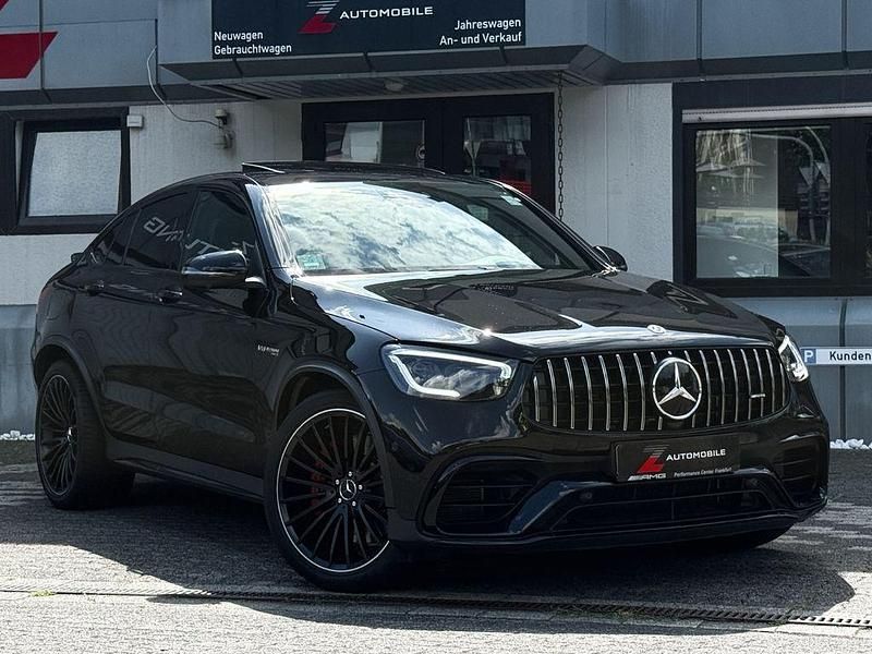 Schwarz Gebraucht 2020 Mercedes GLC63 AMG AMG Coupé | 74.990 € (Teuer) - Bild 1/4