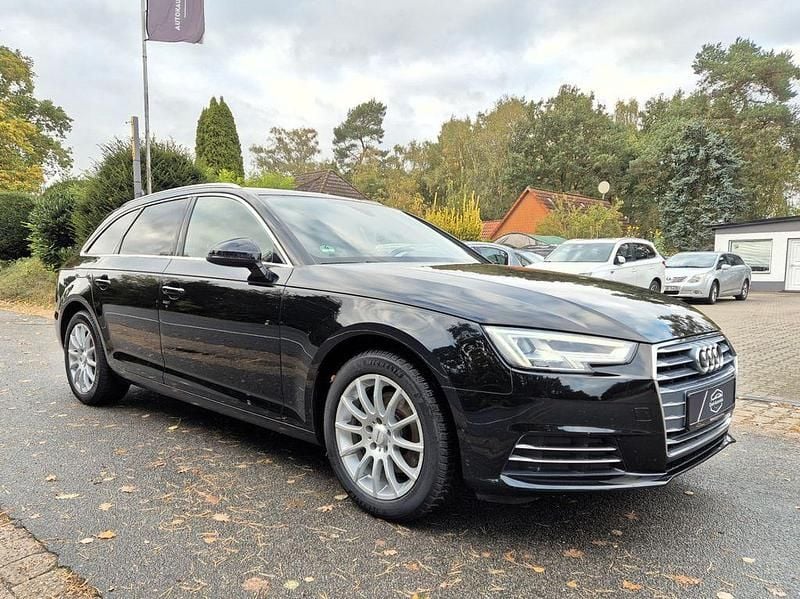 Schwarz Gebraucht 2018 Audi A4 Sport Kombi | 14.490 € (Guter Preis) - Bild 1/4