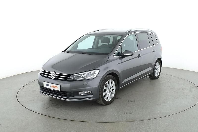 Grau Gebraucht 2016 VW Touran Highline Van / Kleinbus | 17.430 € (Guter Preis) - Bild 1/3