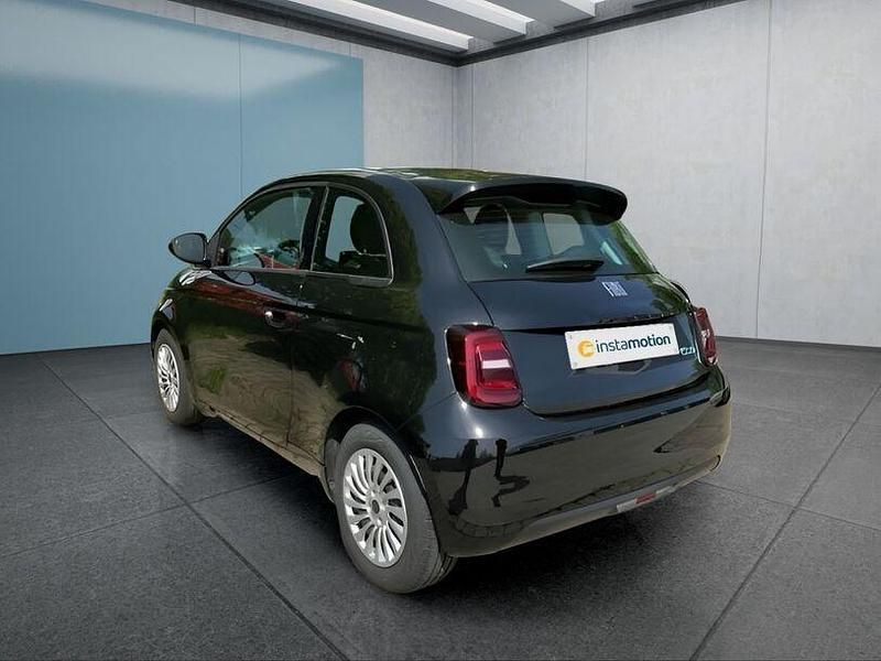 Gebraucht Fiat 500e Action 69 kW (95 PS) 2022 Schwarz Kleinwagen