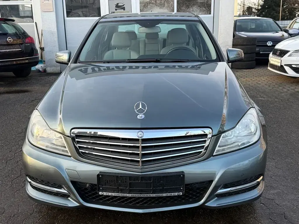 Occasion Mercedes C180 156 ch (114 kW) 2012 Gris Berline
