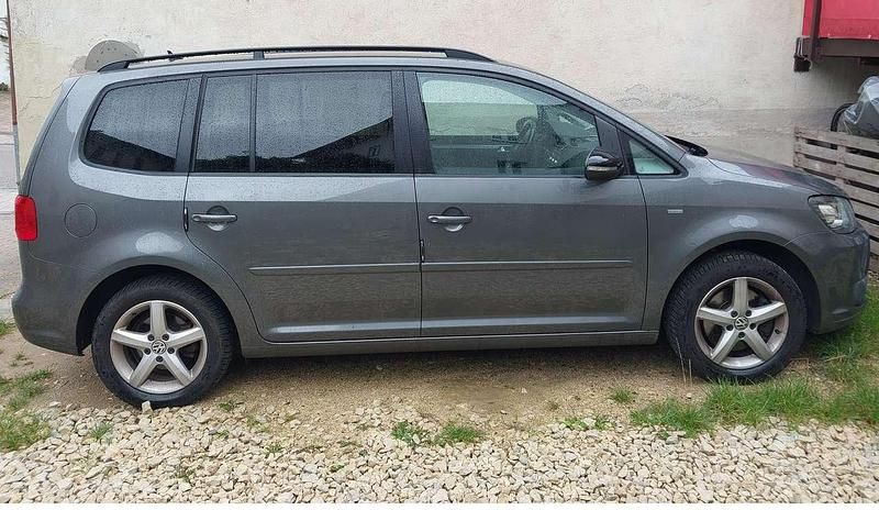 Gebraucht VW Touran Match 140 PS (102 kW) 2012 Grau Van / Kleinbus