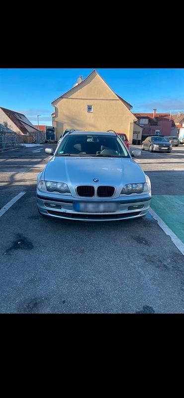 Gebraucht BMW 328 193 PS (141 kW) 2000 Silber Kombi