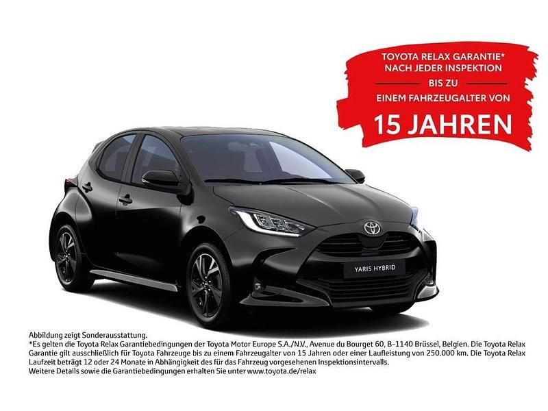 Schwarz Neu 2025 Toyota Yaris Hybrid Comfort Limousine | 24.480 € (Guter Preis) - Bild 1/4