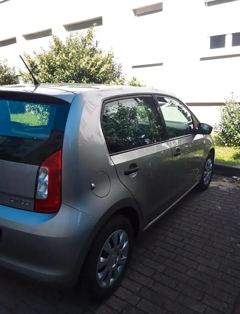 Gebraucht Skoda Citigo 60 PS (44 kW) 2019 Grau Kleinwagen