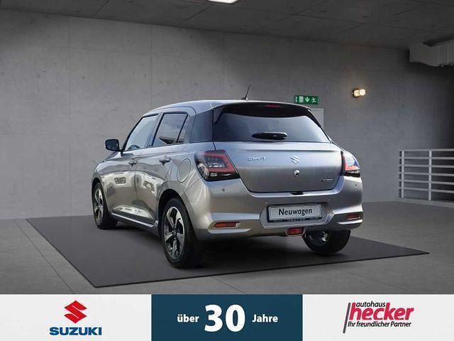 Neu Suzuki Swift Comfort+ 83 PS (61 kW) 2025 Silber Kleinwagen