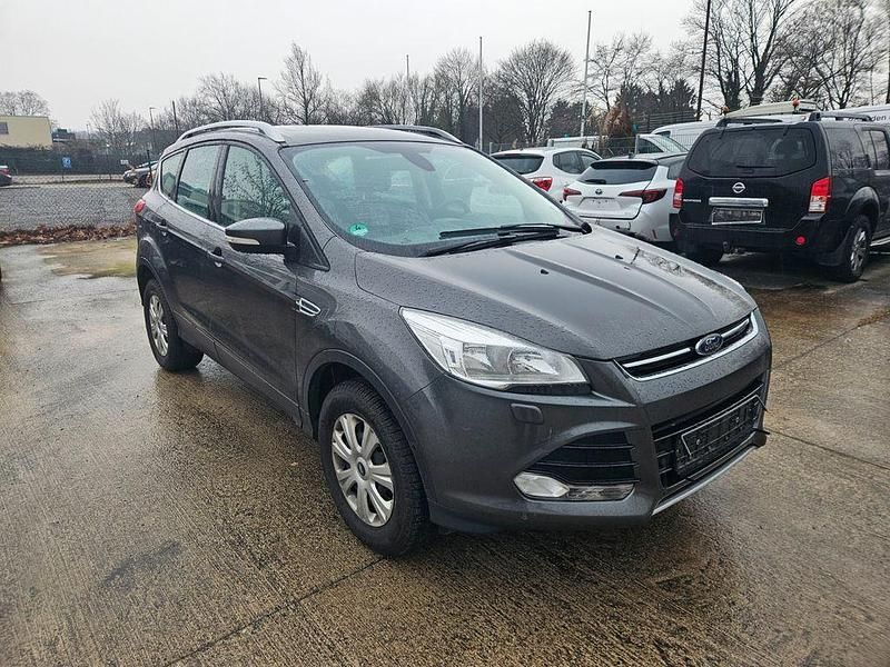 Gebraucht Ford Kuga Titanium 182 PS (133 kW) 2015 SUV