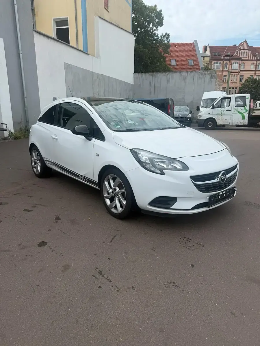 Gebraucht Opel Corsa 75 PS (55 kW) 2015 Weiß Kleinwagen