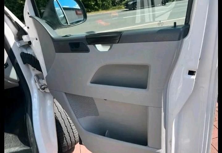 Second-hand VW Transporter 114 CP (83 kW) 2011 Alb Van