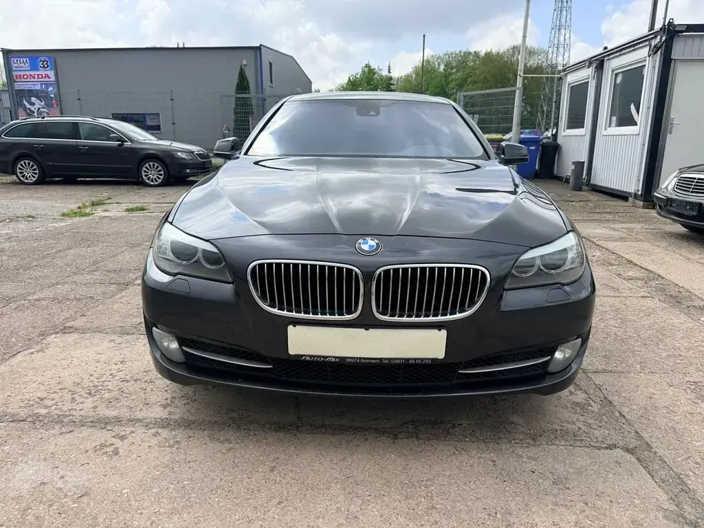 Gebraucht BMW 525 204 PS (150 kW) 2010 Grau Limousine