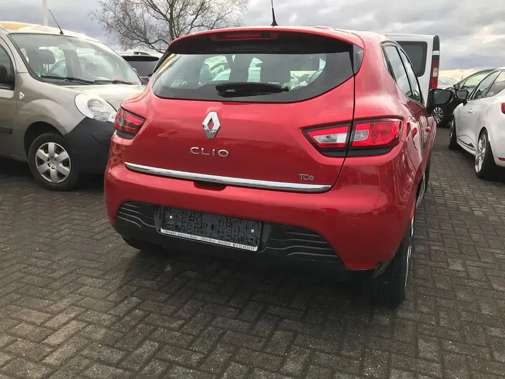 Gebraucht Renault Clio Initiale Paris 90 PS (66 kW) 2014 Rot Limousine