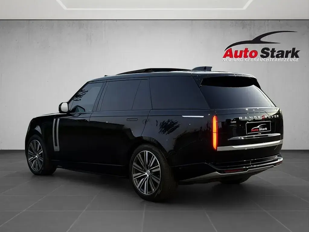 Gebraucht Land Rover Range Rover Autobiography 400 PS (294 kW) 2024 Santorini black SUV