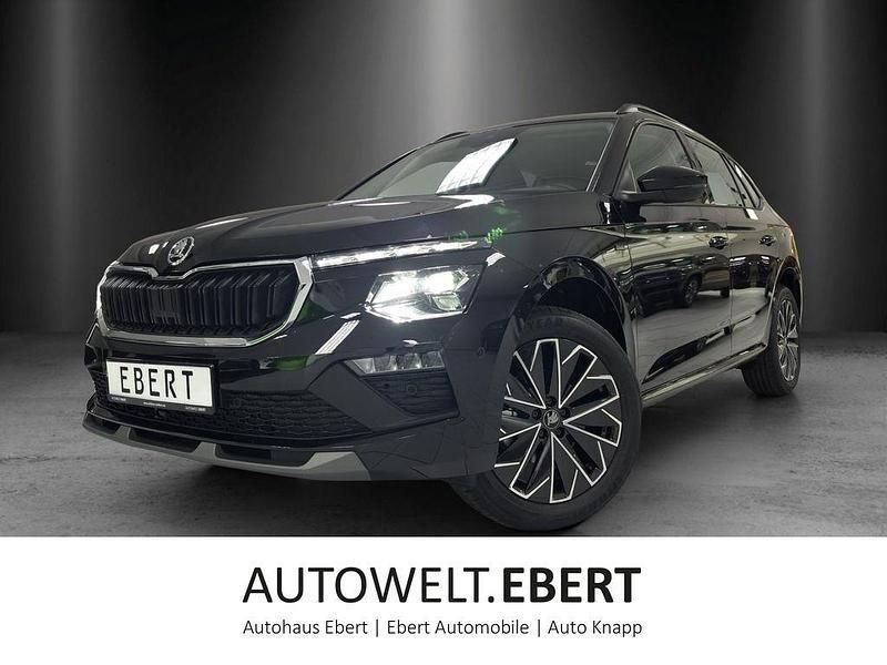 Black metallic Neu 2025 Skoda Kamiq Tour SUV | 27.590 € (Fairer Preis) - Bild 1/4