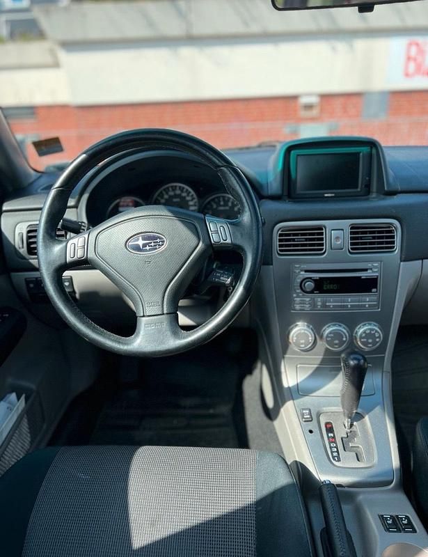 Gebraucht Subaru Forester 156 PS (114 kW) 2006 Grün SUV