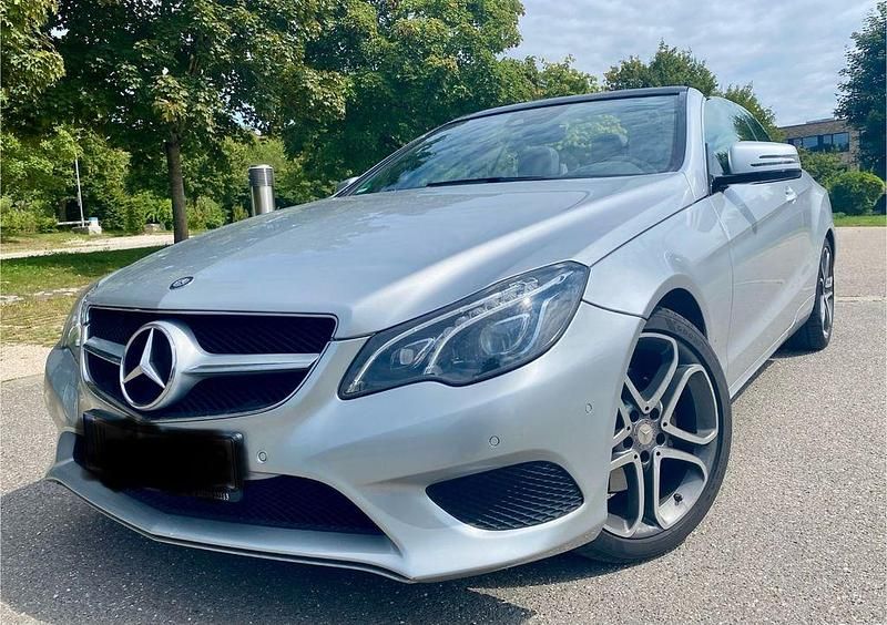 Silber Gebraucht 2014 Mercedes E250 Cabrio | 21.900 € (Fairer Preis) - Bild 1/4
