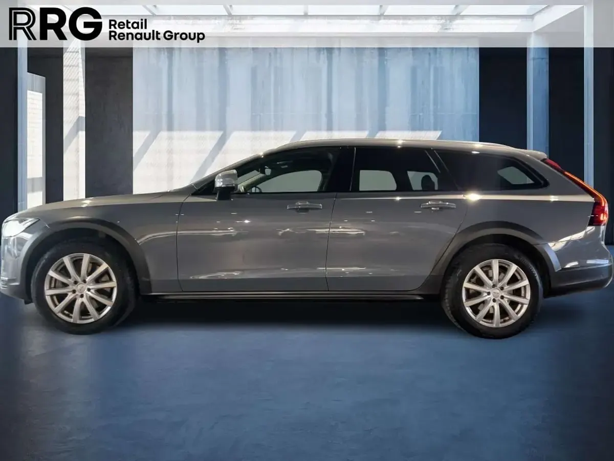Gebraucht Volvo V90 CC 250 PS (183 kW) 2022 Grau Kombi