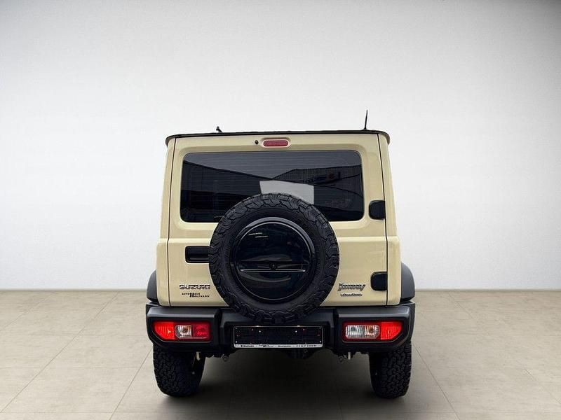 Gebraucht Suzuki Jimny 102 PS (75 kW) 2023 Beige SUV