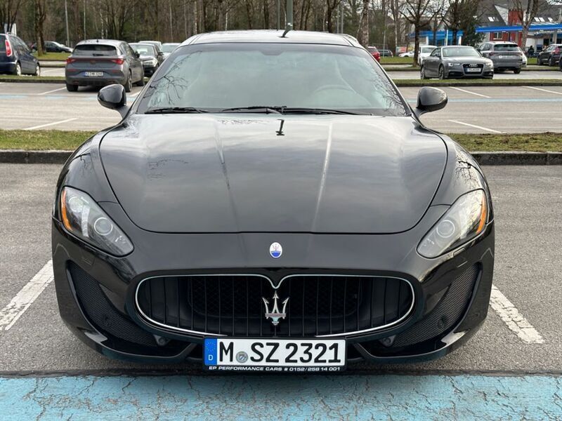 Schwarz Gebraucht 2016 Maserati Granturismo Coupé | 54.900 € - Bild 1/4