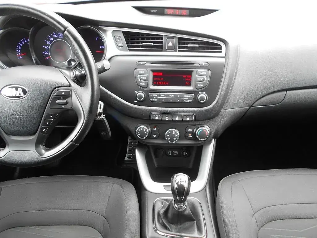 Gebraucht Kia Ceed Sportswagon Edition 7 99 PS (72 kW) 2017 Grün Kombi