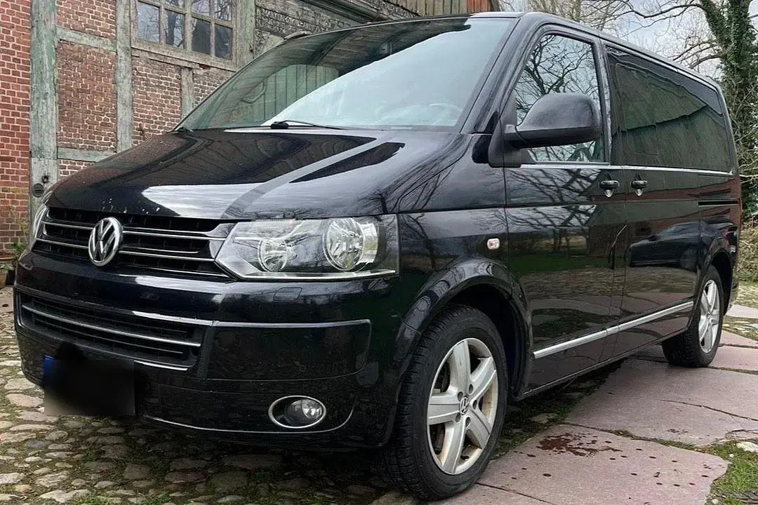 Usata VW T5 Highline 179 CV (131 kW) 2010 Nero Furgone