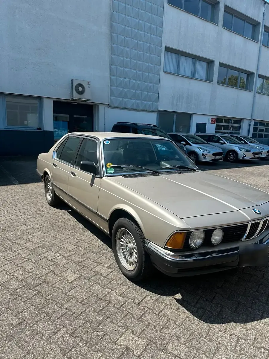 Gebraucht BMW 728 Basis 135 PS (99 kW) 1983 Limousine